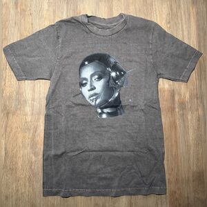 Beyoncé Renaissance Tour Merch Graphic Gray T-Shirt with Futuristic Design